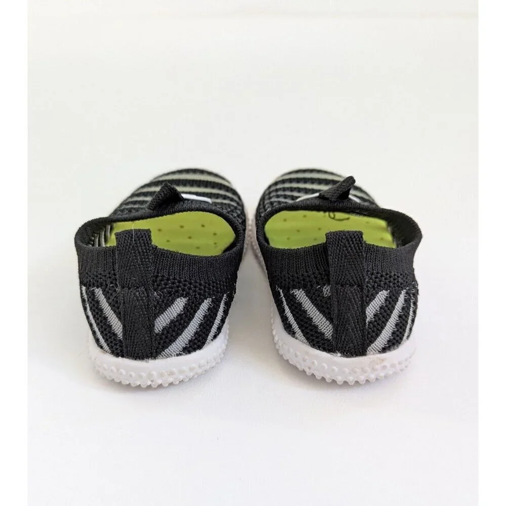 Good Baby Striped Knit Shoes Size 3.5 Non Slip
